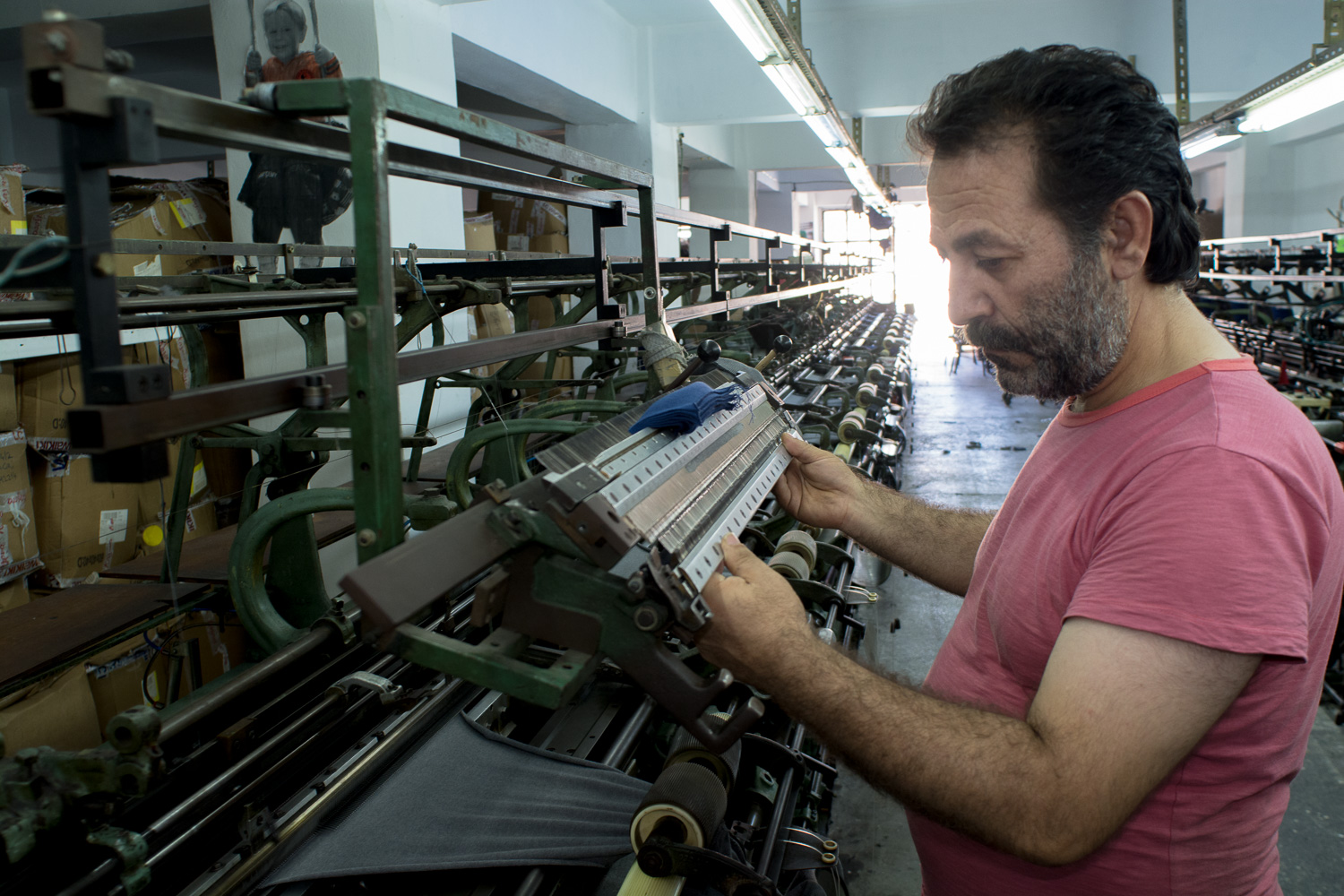 Research on Syrian refugees in Turkey's garment sector