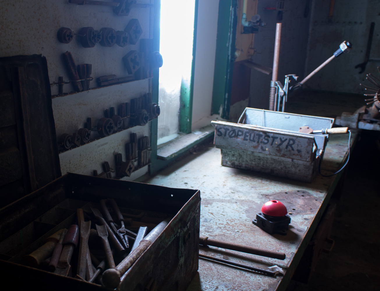 Forlatt verksted // Abandoned workshop